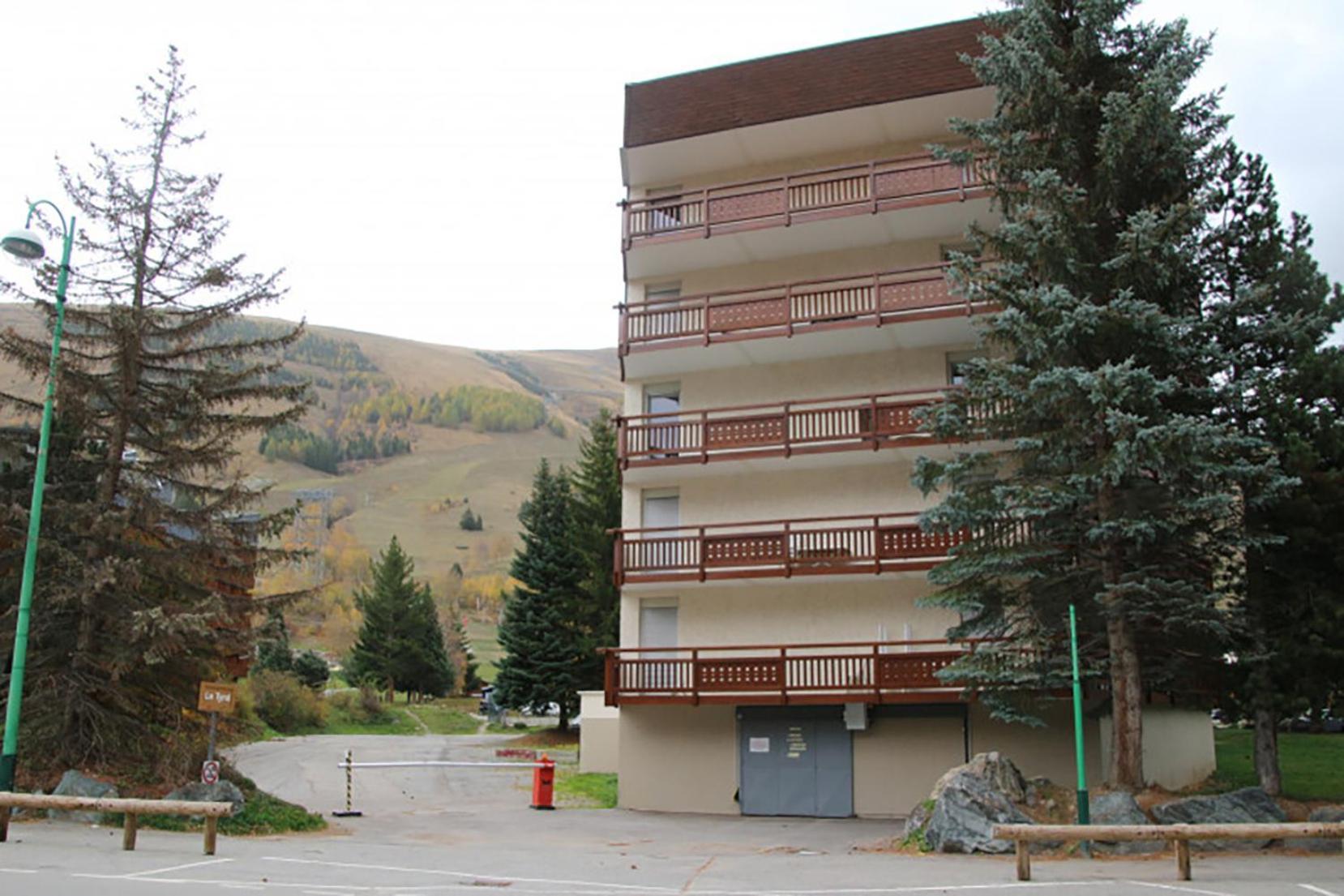 Studio De 32 M2 Pour 3 Personnes Pied Des Pistes Лес дьо Алпс Екстериор снимка